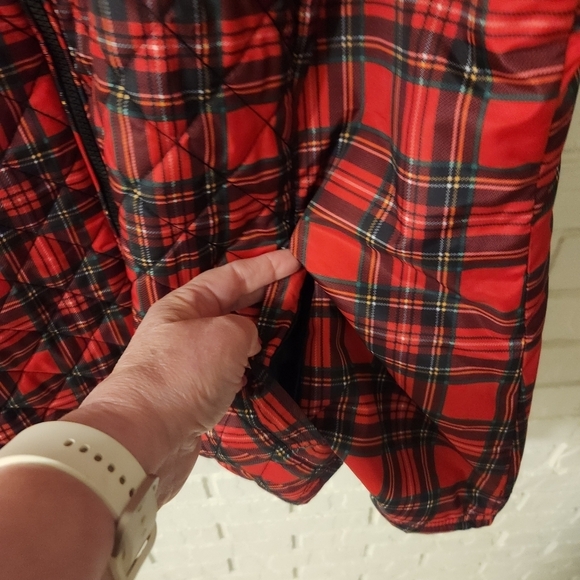 Avon Signature Collection Vest - Picture 4 of 9